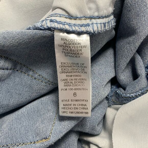 Democracy AB Technology Light Blue Denim Distressed 10” Rise Jeans Size 6 Womrns - Picture 12 of 12